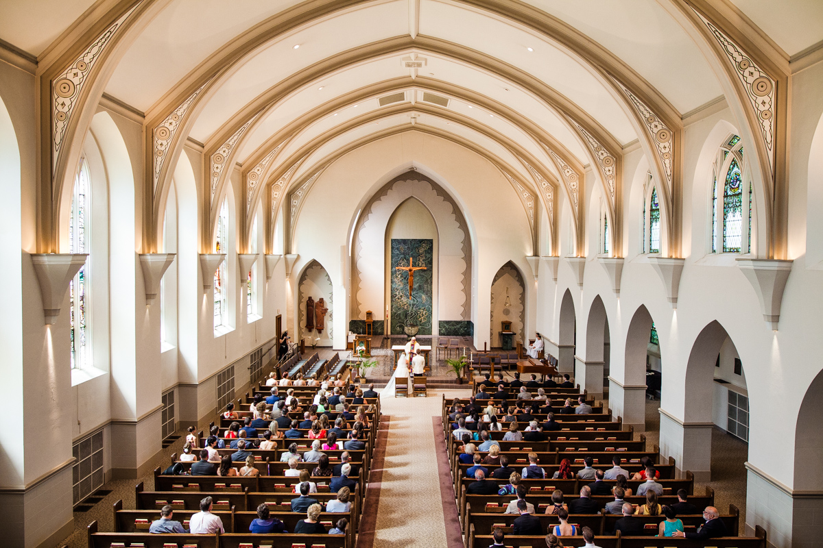Evanston Golf Club Wedding Julianne Billy Chicago Wedding Ceremony At Sacred Heart Church In Winnetka